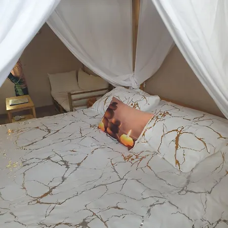 Le Mouton Gras Guest house 3*